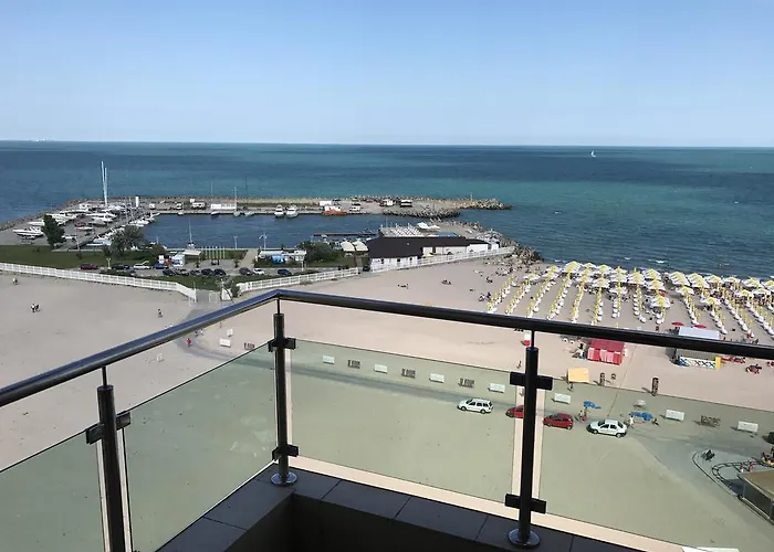 Апартаменты De Vacanta Apolonia *